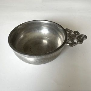 Vintage John Starvish Hampton Falls Pewter Porringer